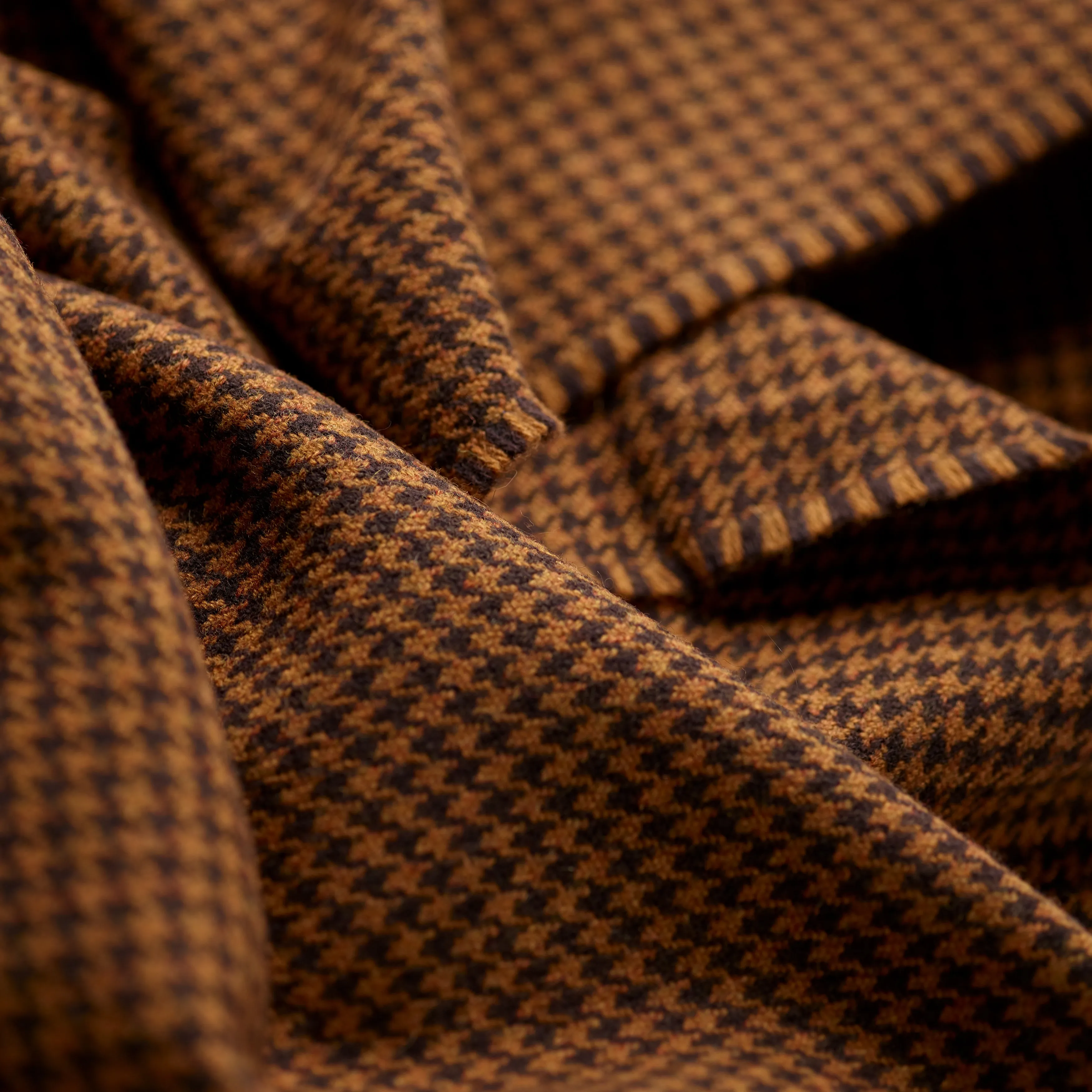 Fox Chestnut Houndstooth Cashmere & Merino Wool Scarf