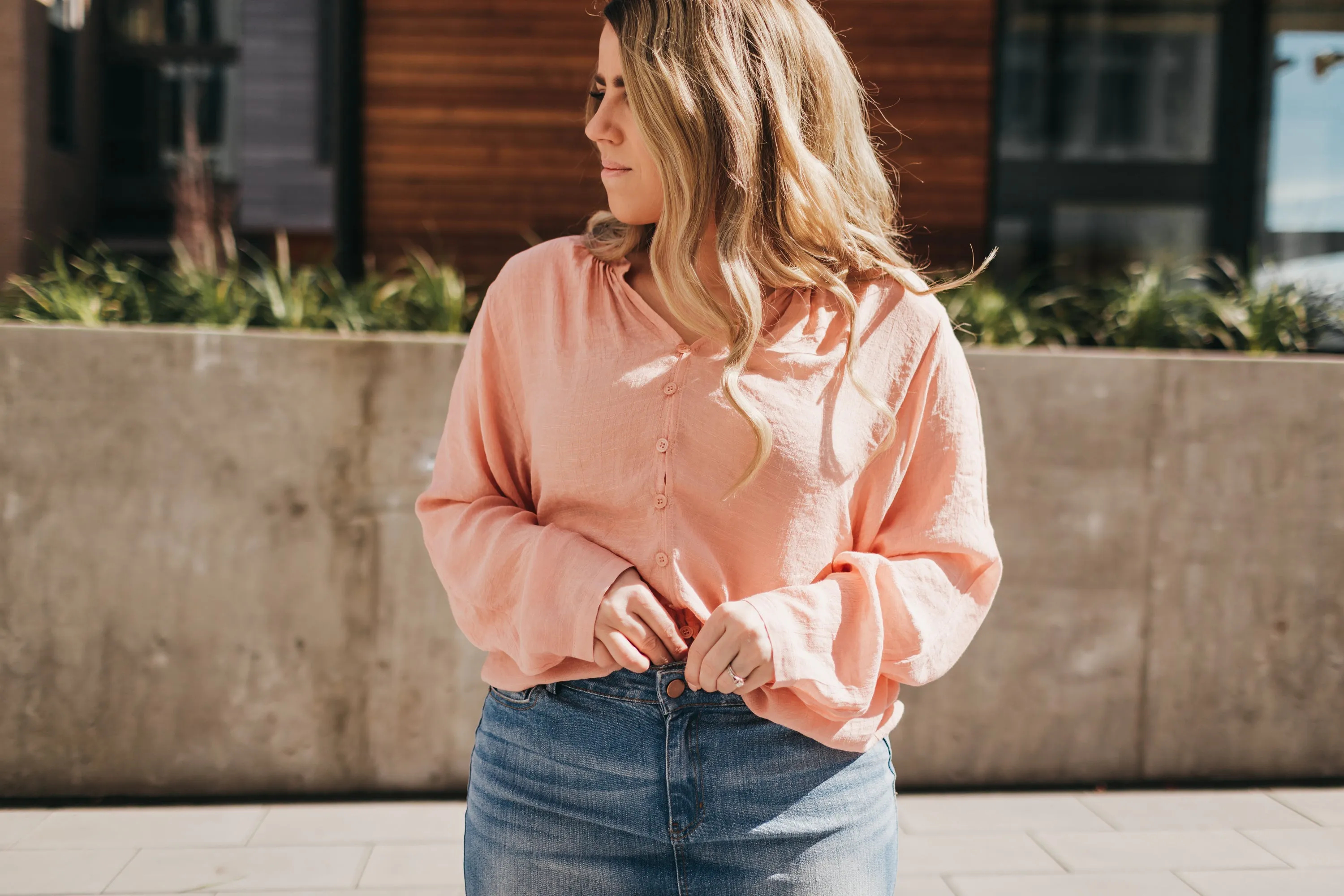 Janet Collar Button Down Top in Blush