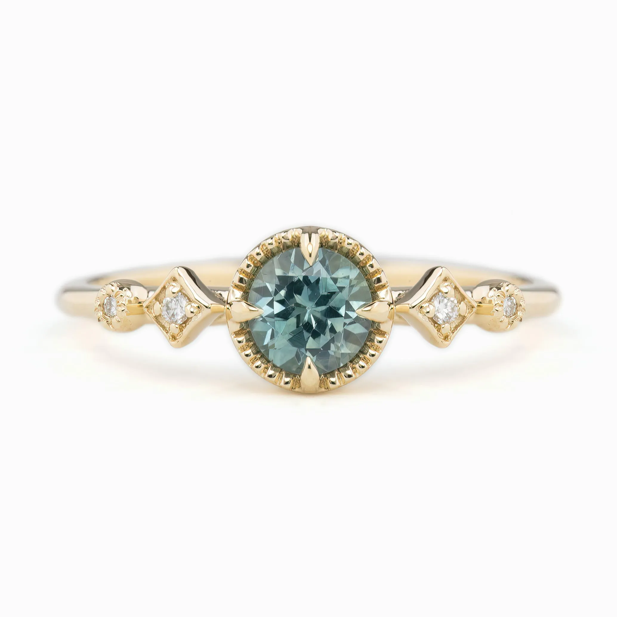 Stella Ring 5mm 0.60ct Light blue Montana Sapphire 14K Yellow Gold